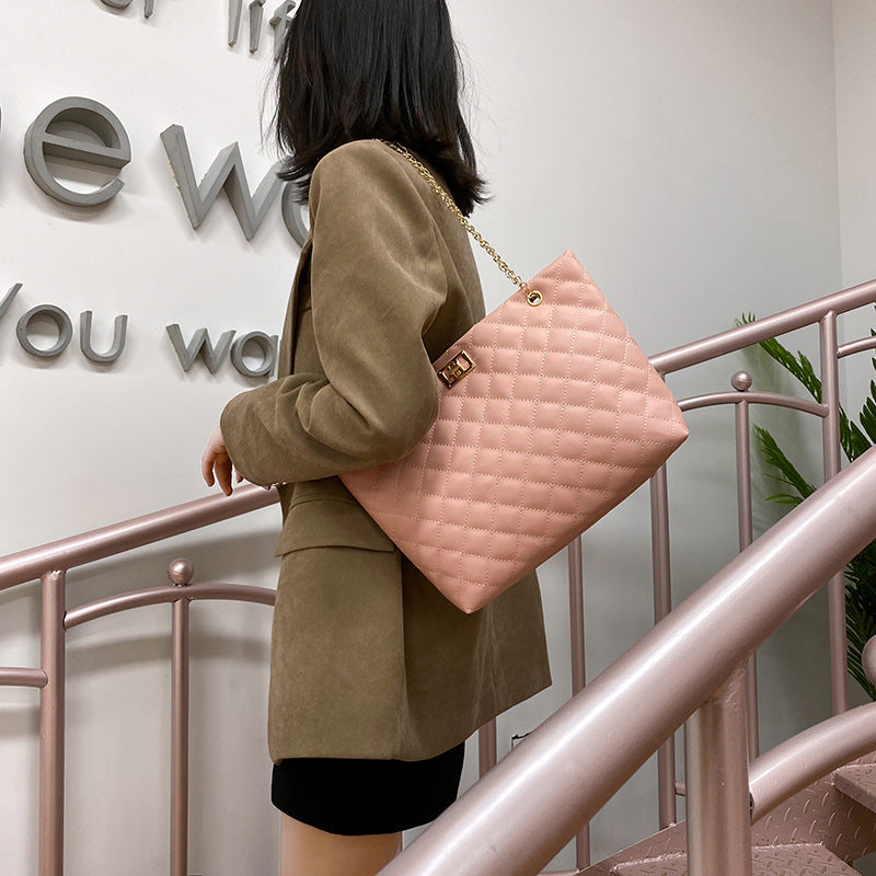 Women's Lingge Shoulder Bag Small Chains Handbags