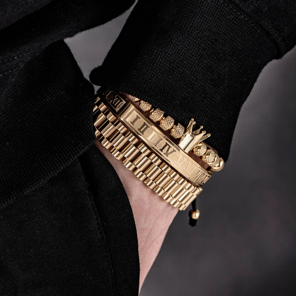 Luxury Roman numeral design bracelet