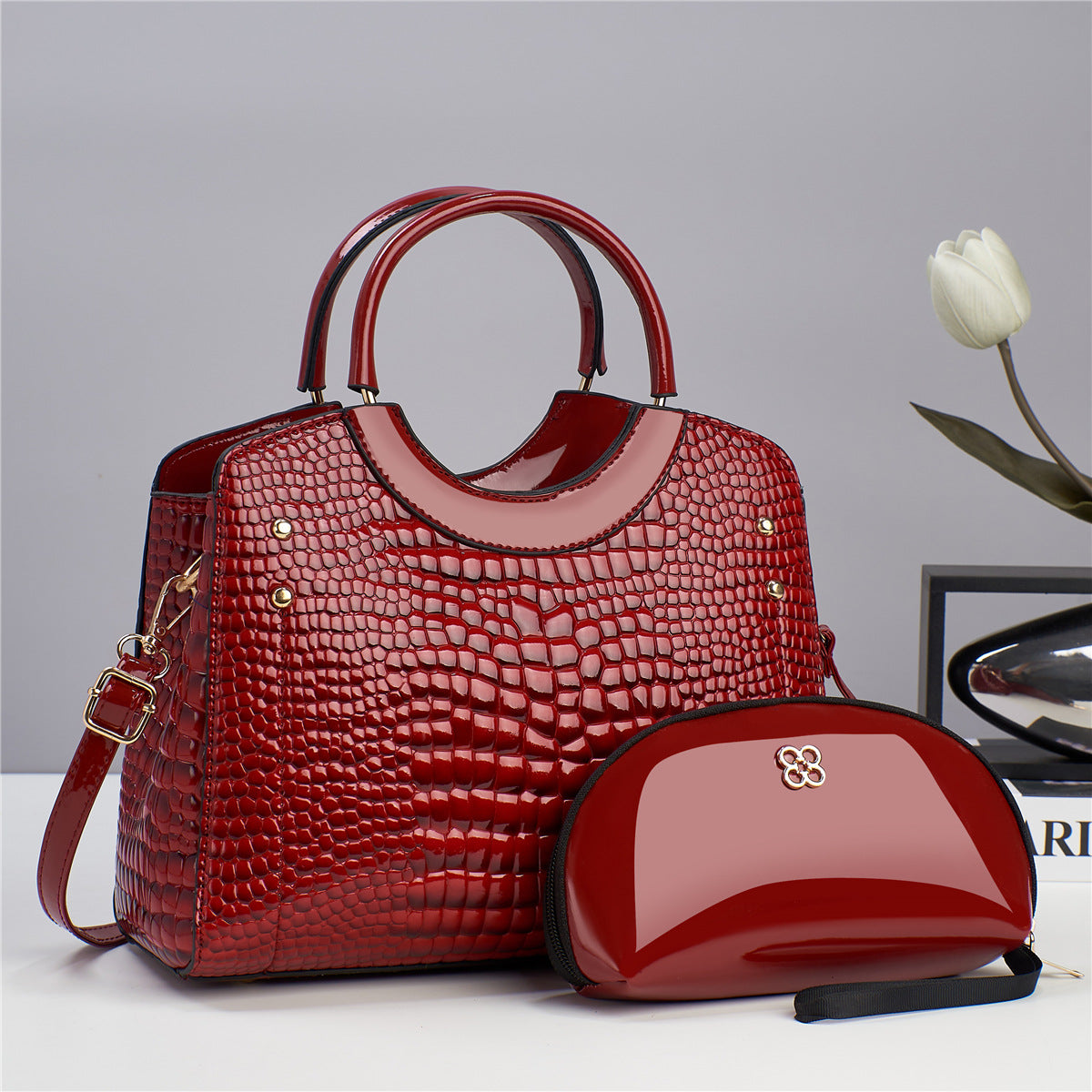 Trendy Women's Cross-body Bag
