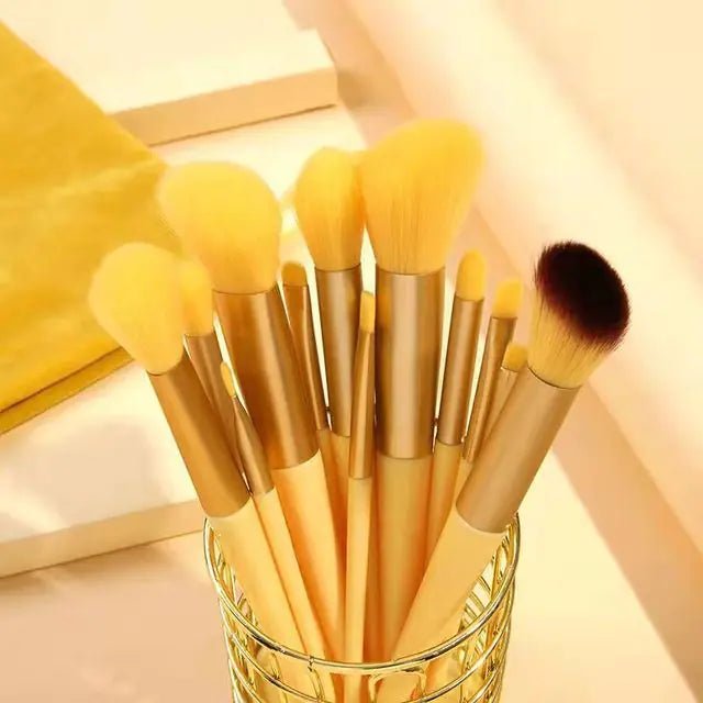 13Pcs Soft Fluffy Makeup Brushes Set - SavageBiz