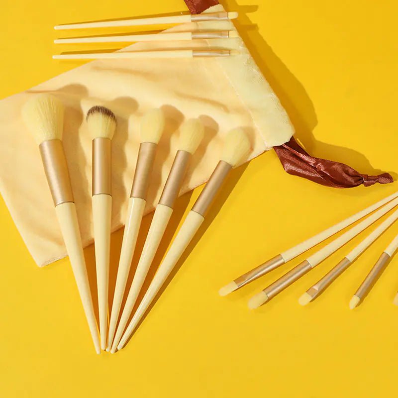 13Pcs Soft Fluffy Makeup Brushes Set - SavageBiz