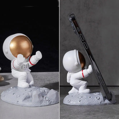 Astronaut Shape Phone Holder - SavageBiz